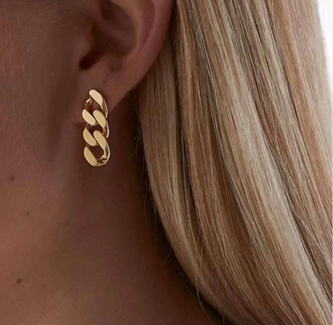 minimalist link chain earrings, chains earrings,  link chain earrings, 18k gold, 14k gold, jewelry