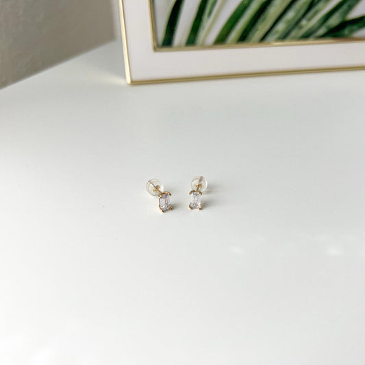 Solid 14k Gold - Miniature Simply Stunning Studs